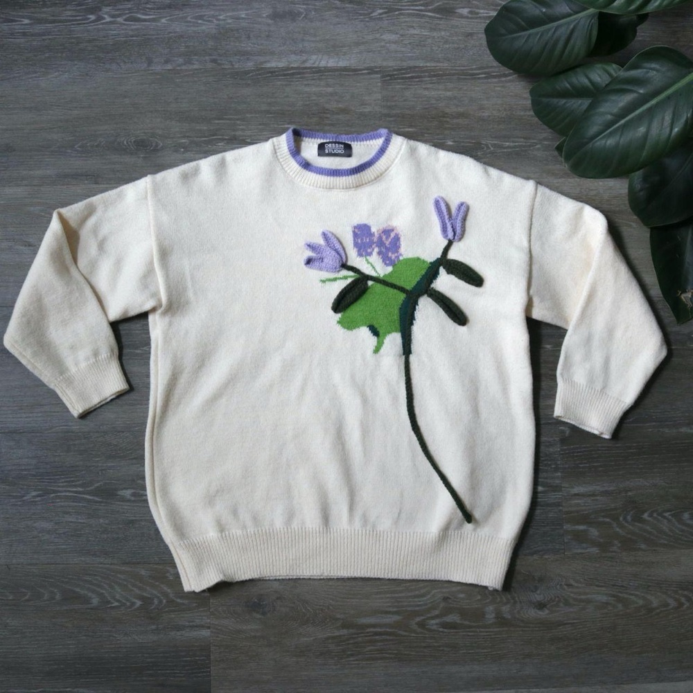 DESSIN STUDIO purple flower cream white sweater